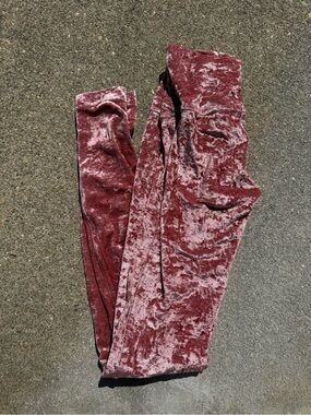 lululemon athletica Girls Velvet Leggings in Mauve Pink